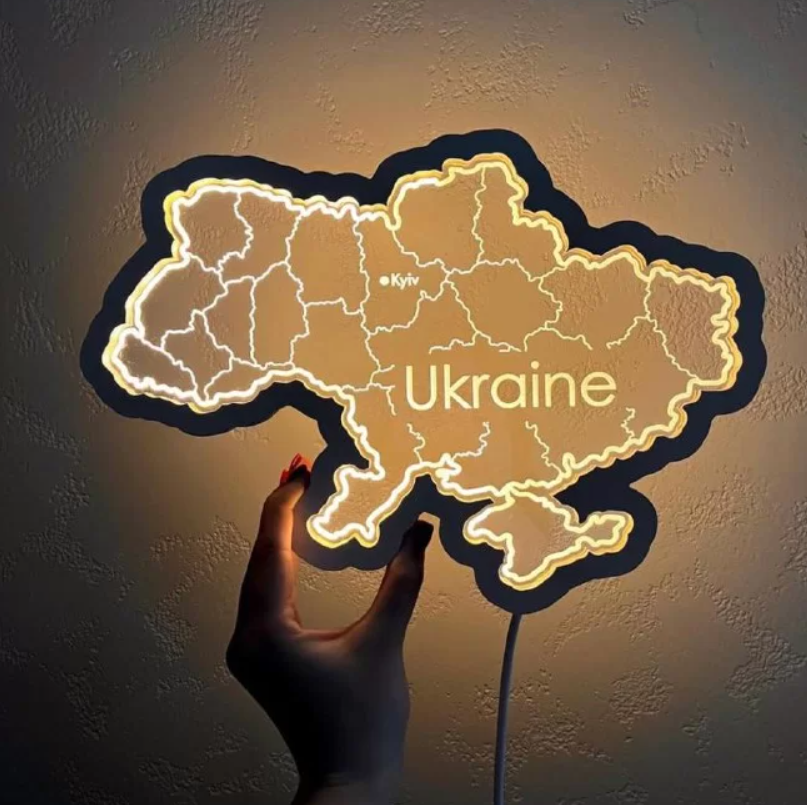 Нічник на стіну