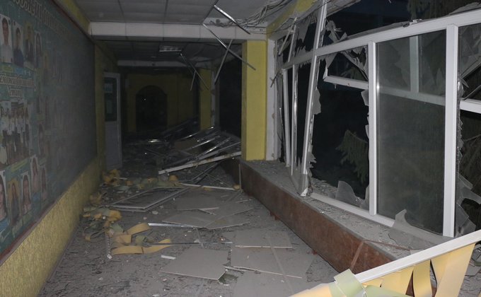Россия ночью атаковала ракетами школу и жилой дом в Харькове – фото
