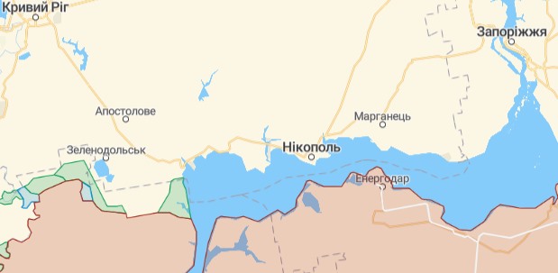 Росіяни вдарили по Нікополю пакетом із РСЗВ: є загиблі й поранені – фото руйнувань