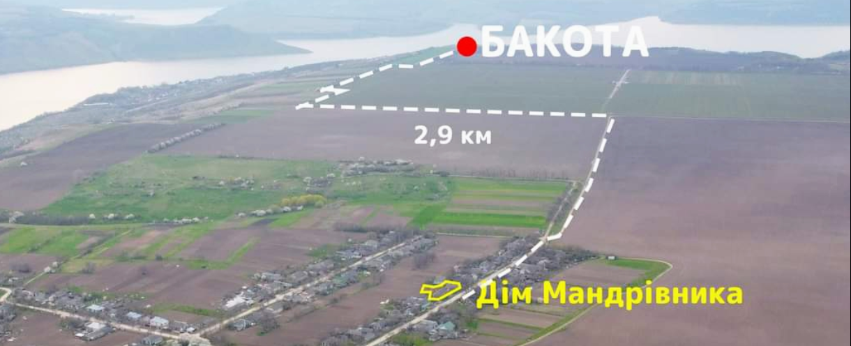 Дом путешественника и Бакота, фото из Google maps