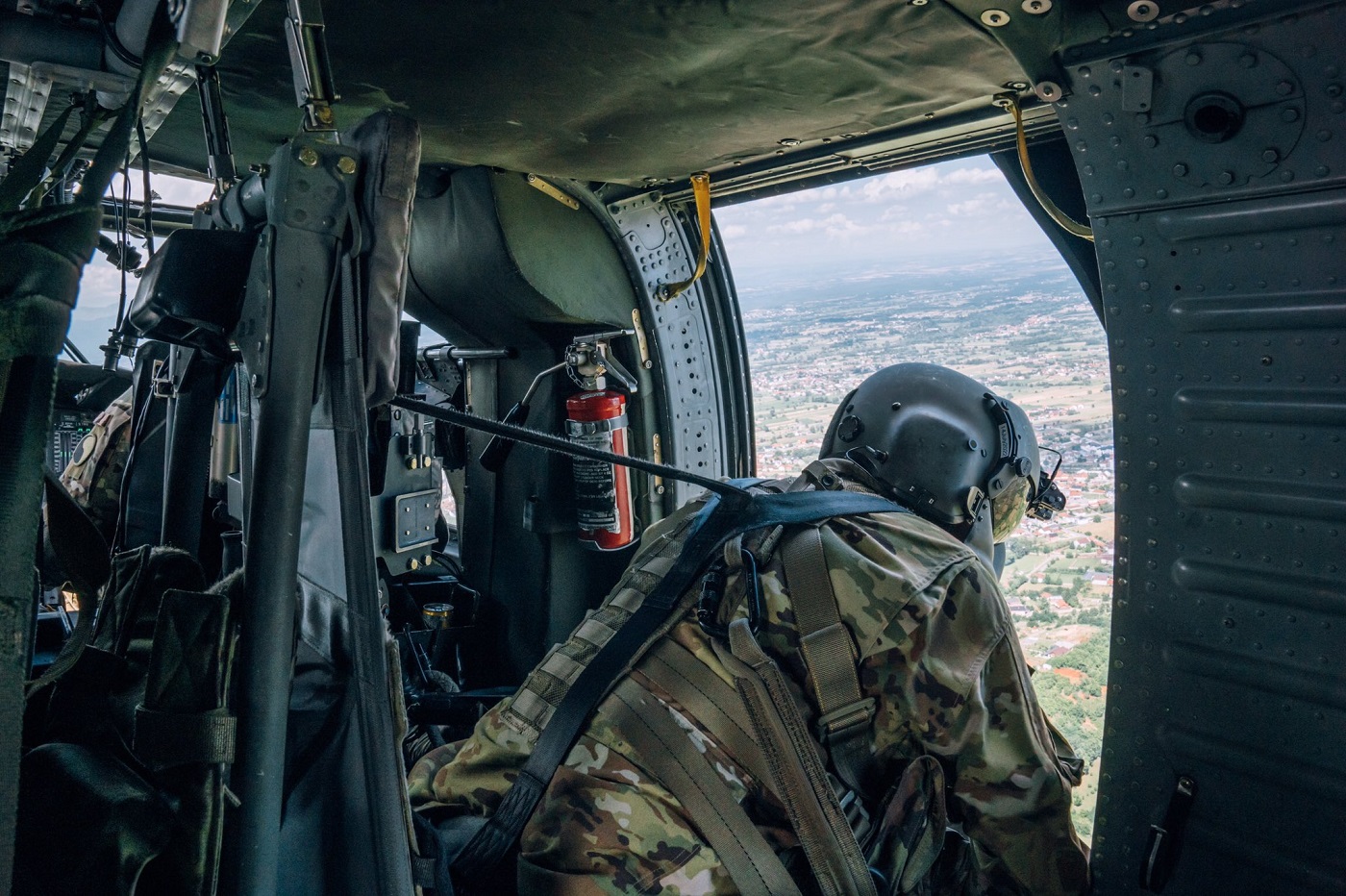 KFOR внимательно следит за ситуацией на севере Косово (фото – twitter.com/NATO_KFOR)