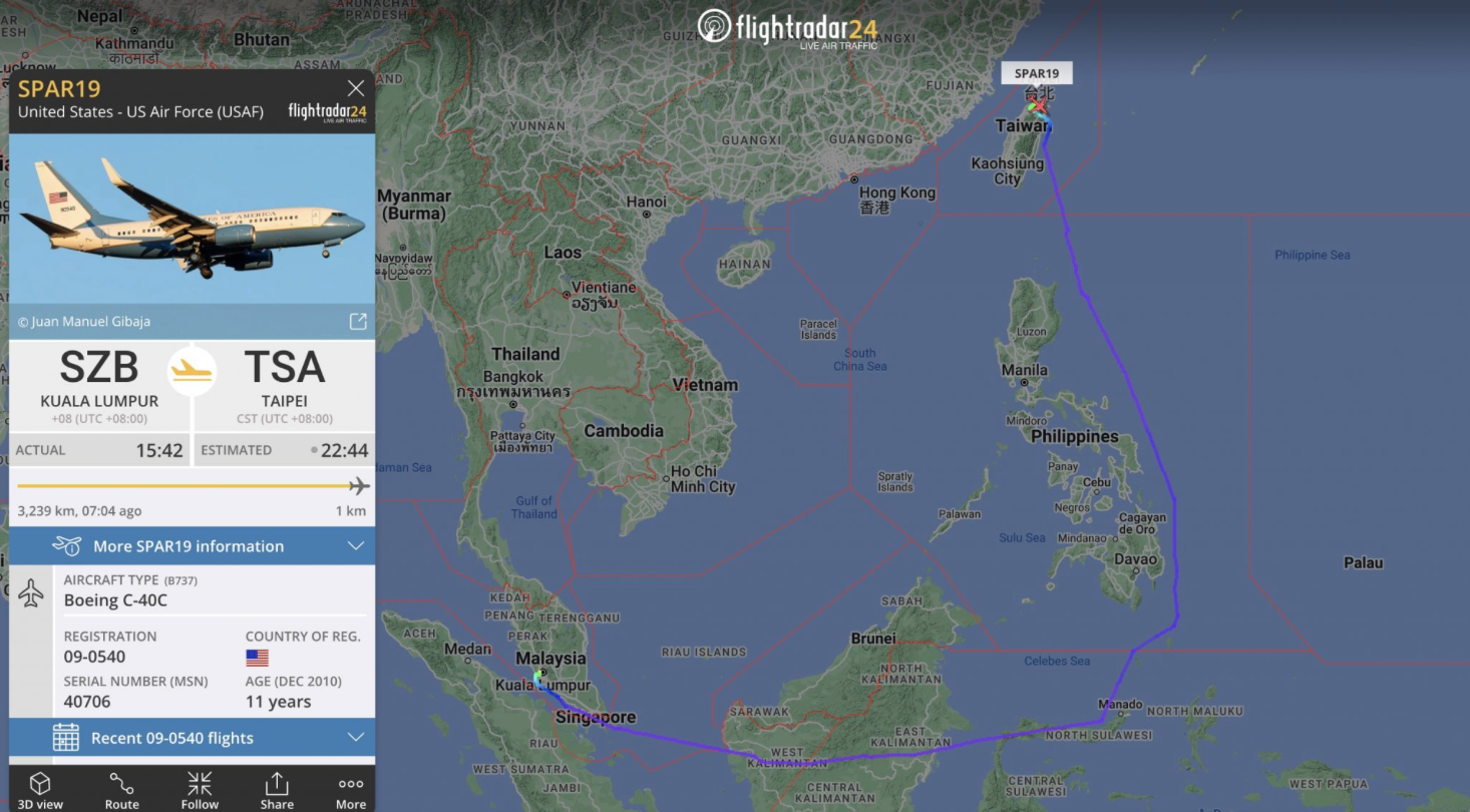 Скриншот Flightradar24