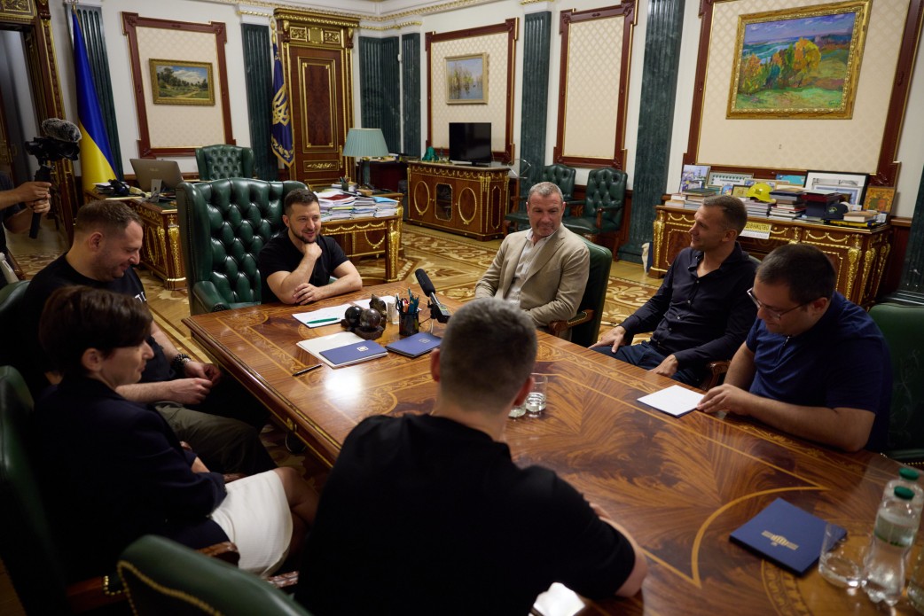 Зеленский встретился в Офисе президента с голливудским актером Лиевом Шрайбером