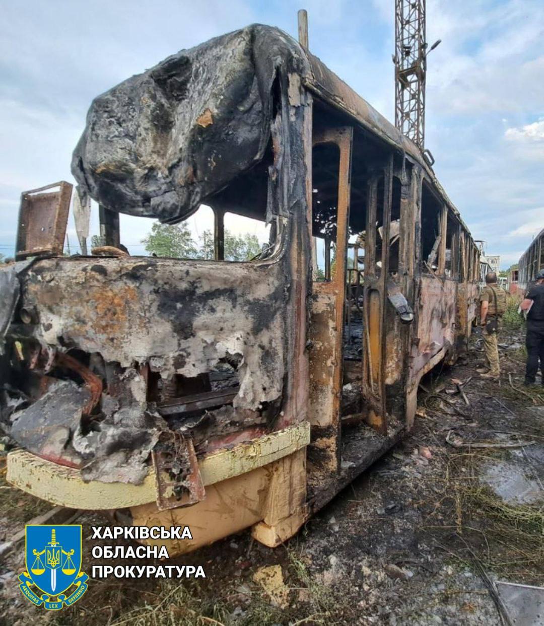 Фото: t.me/prokuratura_kharkiv Оккупанты из РСЗО обстреляли трамвайное депо в Харькове: фото, видео