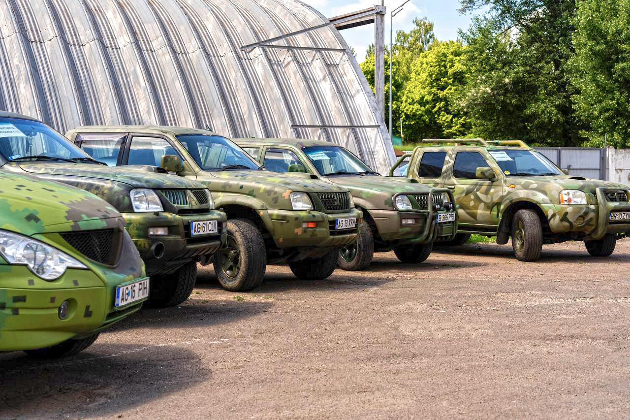 20 автомобилей на передовую, тонны продуктов и лекарств: как WinBoss приближает победу