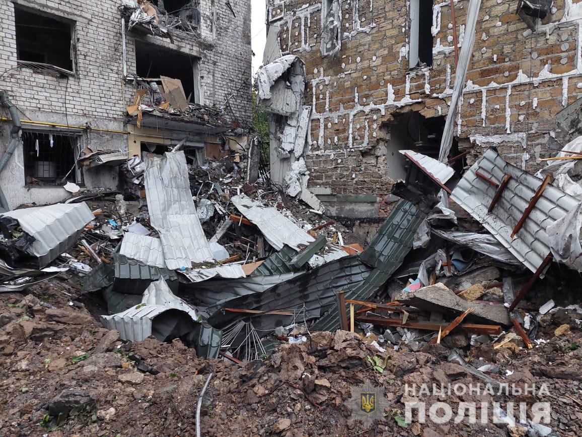 Фото: Національна поліція Миколаїв потрапив під потужний обстріл, дев'ять людей поранені – мер
