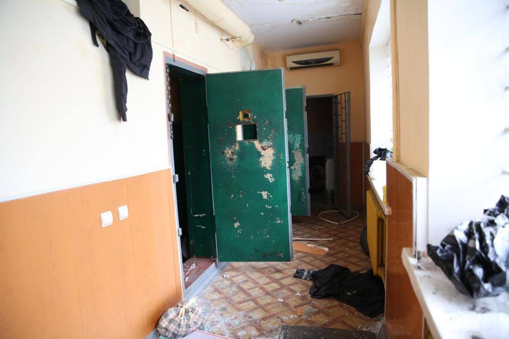 У будівлі відділення поліції Балаклії окупанти катували людей струмом — МВС