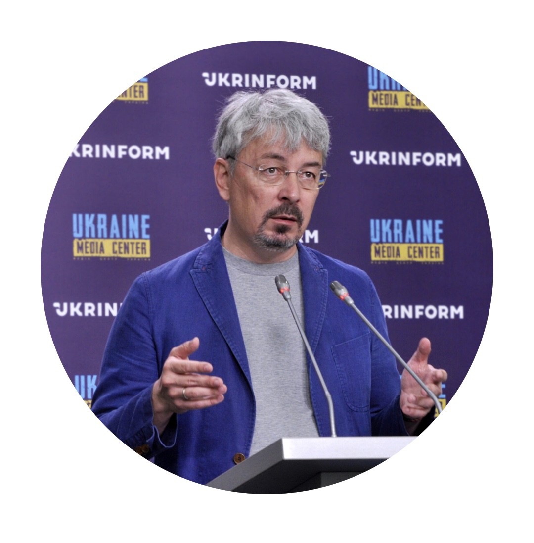 "Закрыть украинофоба" VS "не трогайте гения" – что делать с музеем Булгакова в Киеве