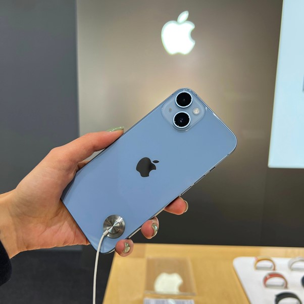 В Цитрусе старт продаж новинок Apple собрал очереди с самого утра