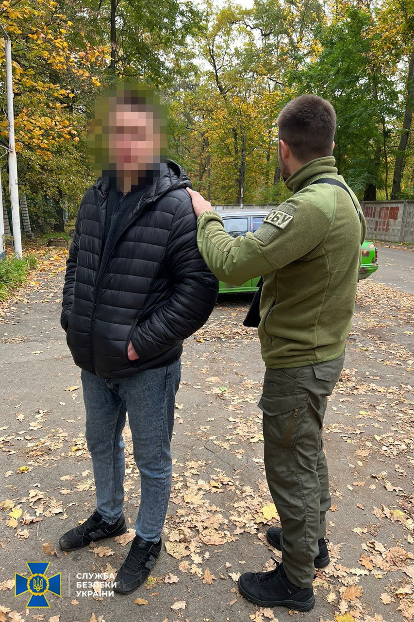 Мешканець Бучі брав участь у каральних рейдах окупантів, а потім вступив у тероборону – СБУ