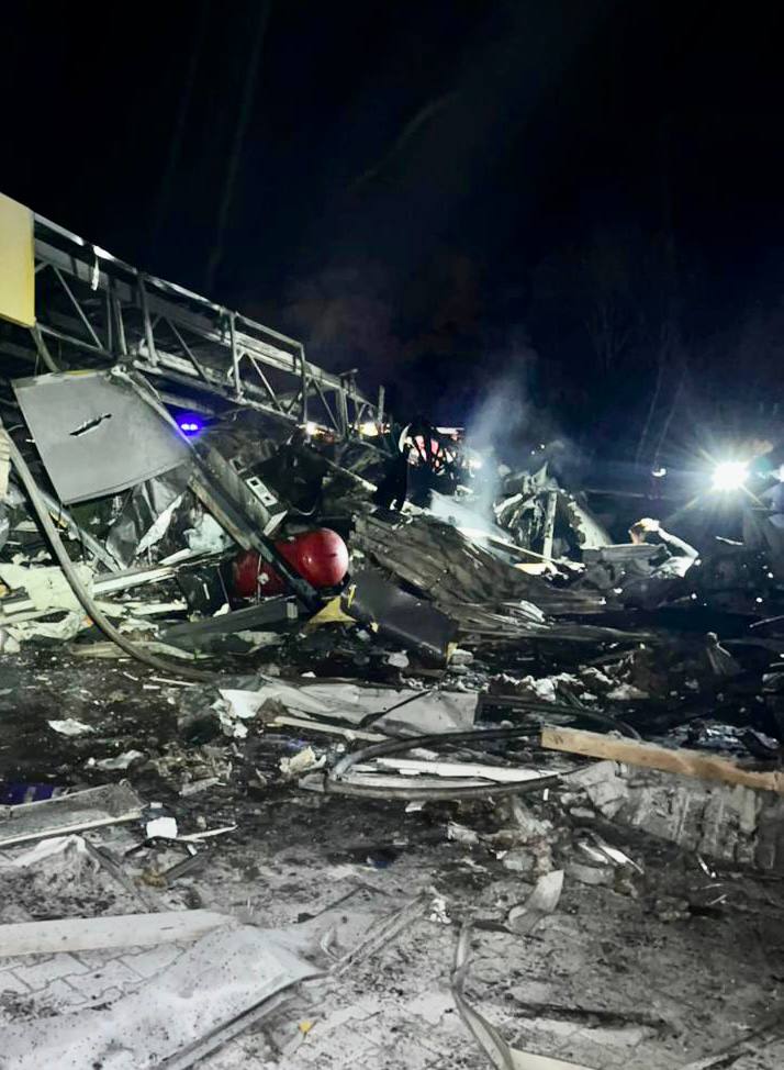 Фото: facebook.com/zelenskiy.official Возмездие будет справедливым и неизбежным — Зеленский о ракетном ударе РФ по Днепру