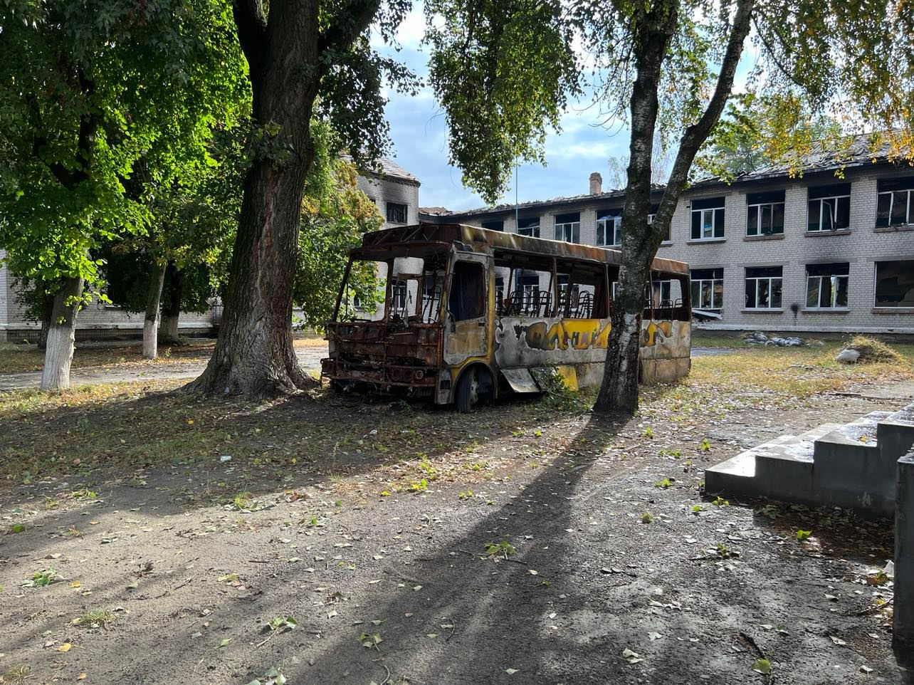 Скільки часу і грошей треба на відбудову знищених Росією шкіл – досвід Гриневич і Новосад