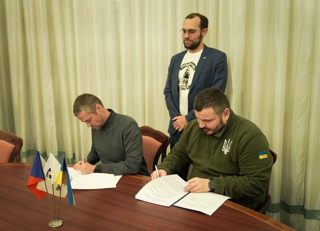 Бізнес-тиждень: олігархи без активів, генератори без податків, криптодрама FTX