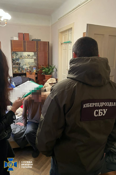 Фото: СБУ СБУ викрила на Буковині інтернет-агітатора, який співпрацював із пропагандистом Соловйовим: фото