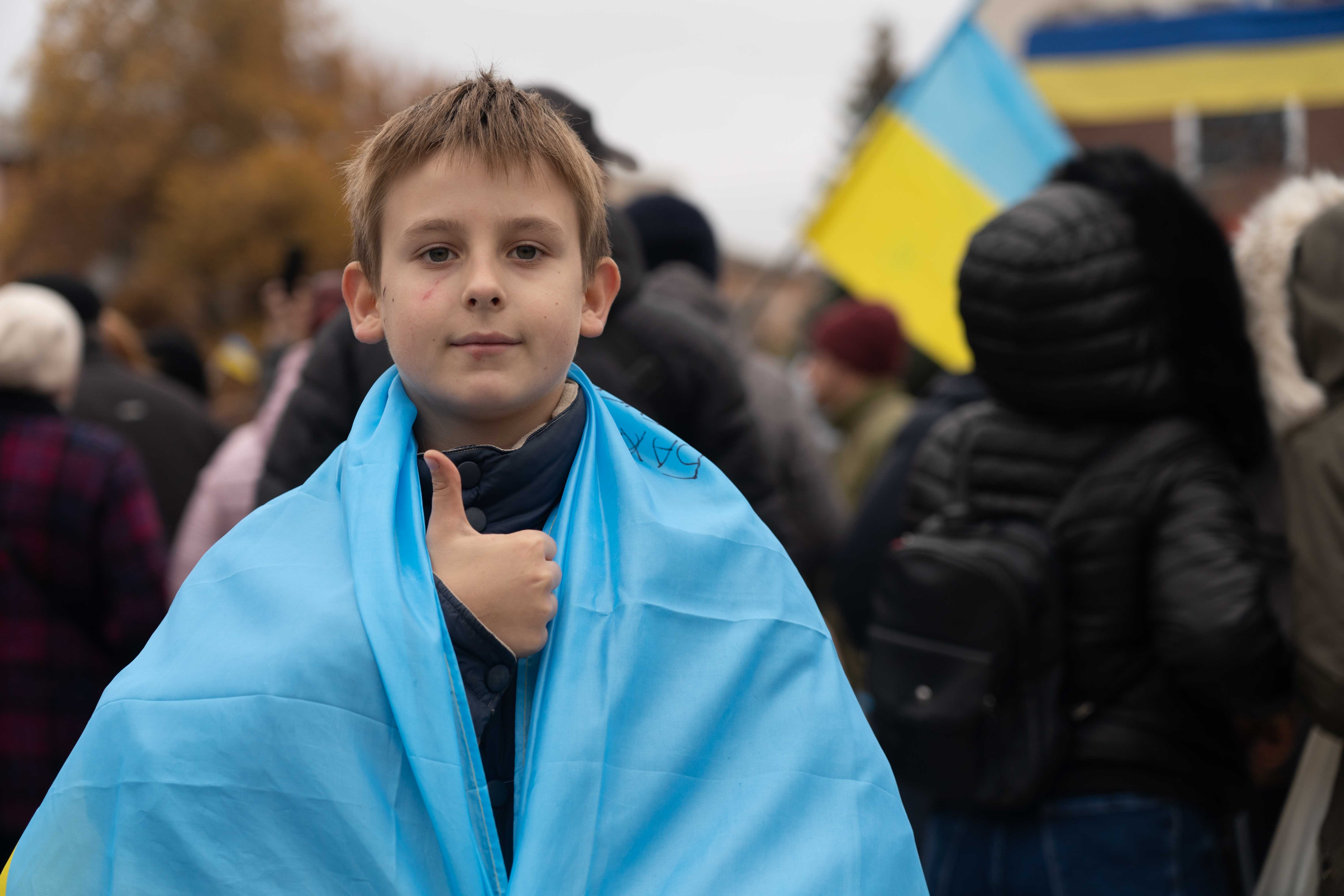 "Рублі більше не ходять". Як Херсон повертається до вільного життя в Україні: фото