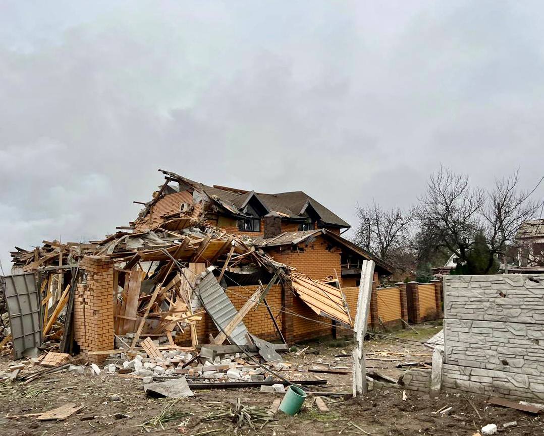 Армия России нанесла удар по Днепру. Разрушено семь частных домов, 13 пострадавших – фото