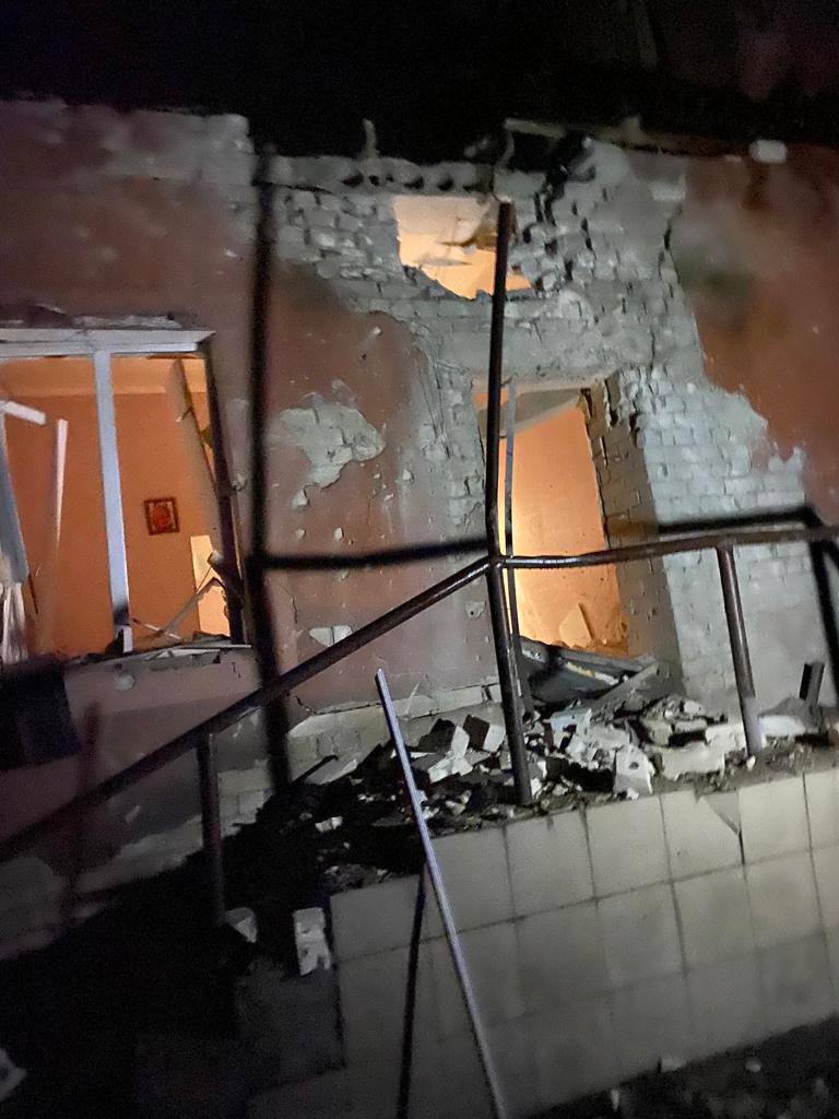 Россияне обстреляли родильное отделение больницы в Херсоне – фото