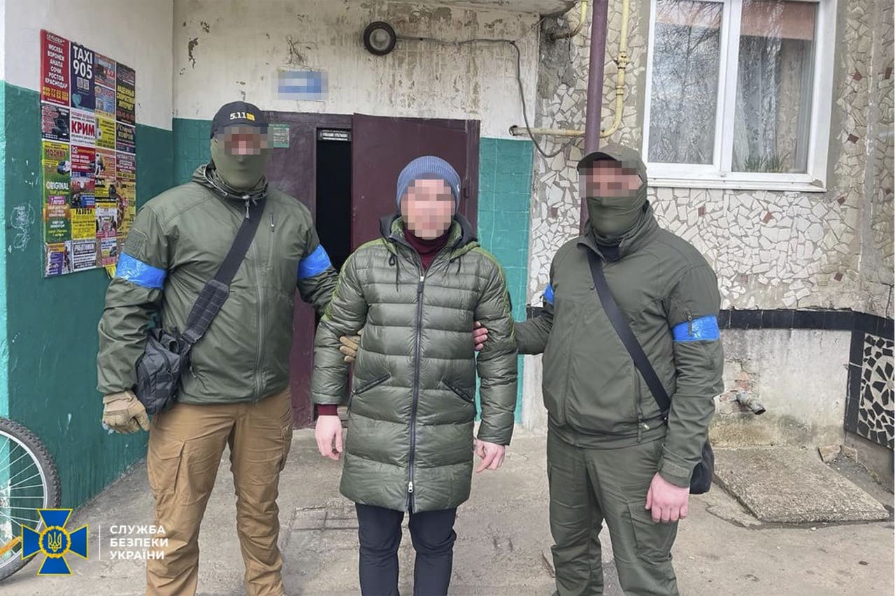 Контрразведка СБУ задержала очередного агента РФ, апрель 2022 года (фото – СБУ)