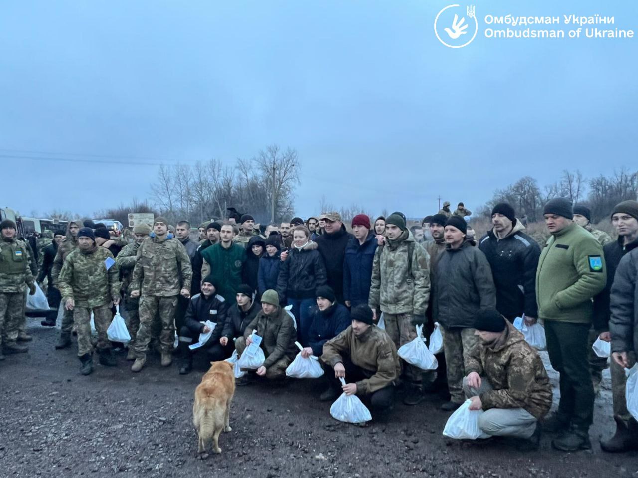Обмін полоненими. Перед Новим роком Україна повернула додому ще 140 військовослужбовців – фото