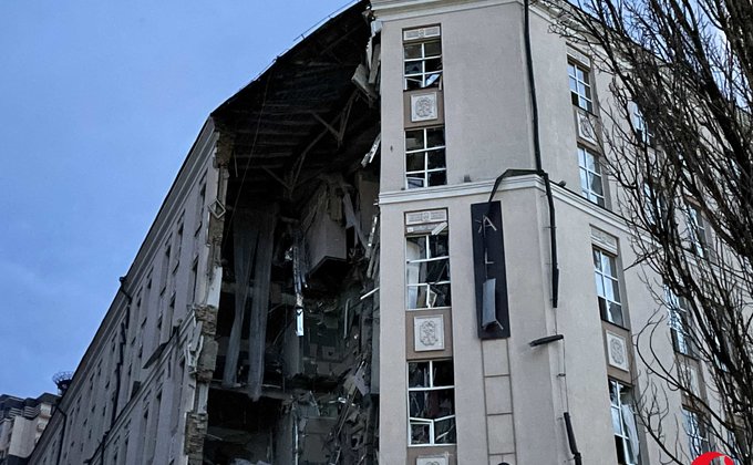 РФ атаковала крылатыми ракетами Киев и Украину: фоторепортаж с мест попаданий в столице