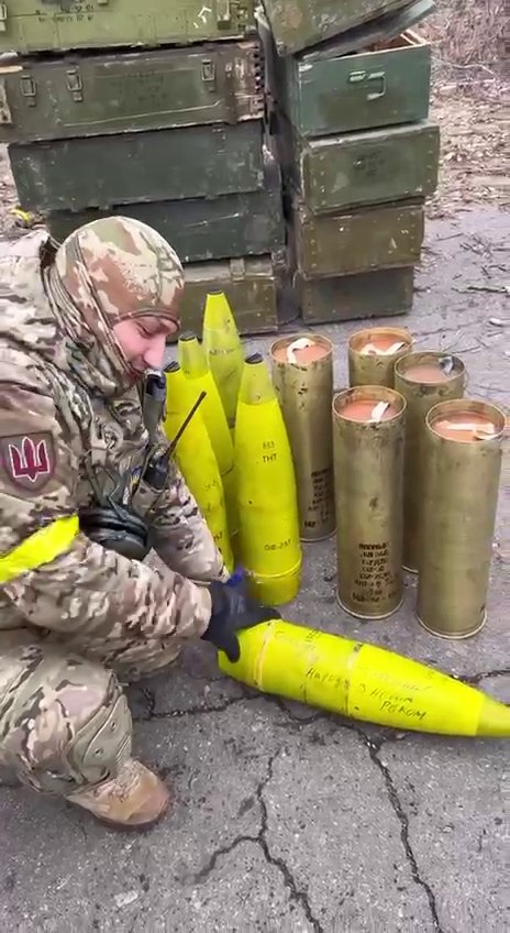 Новые снаряды на фронте (Фото: Ukraine Weapons Tracker)