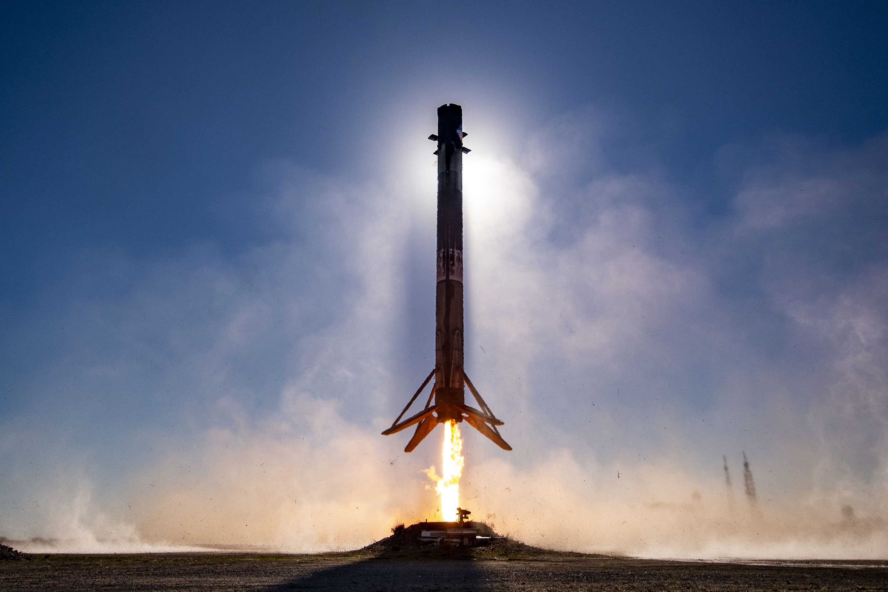 Как выглядел запуск украинских спутников на орбиту ракетой SpaceX – фото