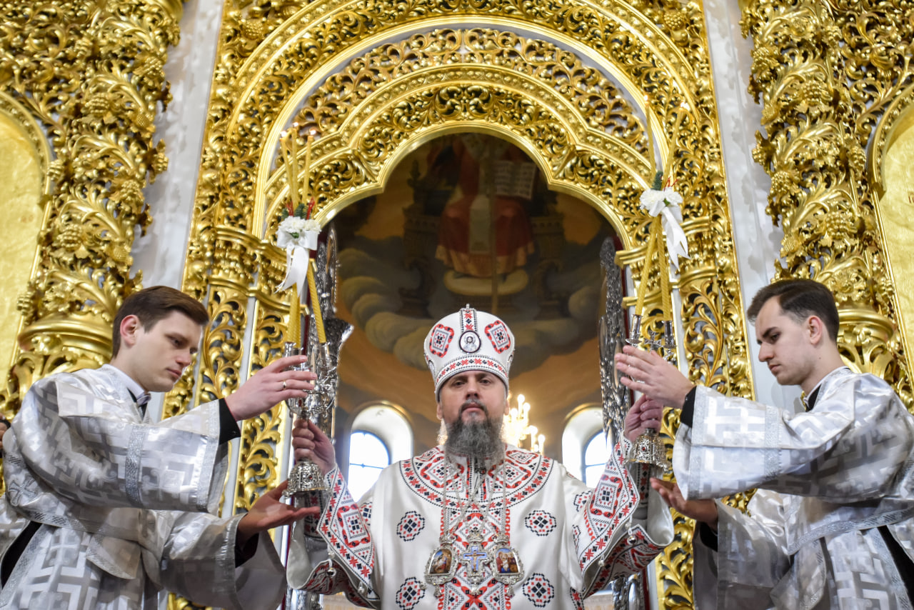 Рождество во время войны. Епифаний провел первое богослужение в лавре: как это было