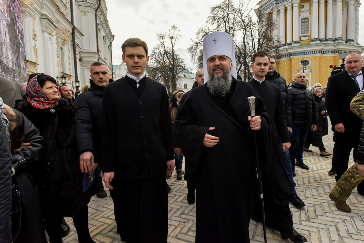 Рождество во время войны. Епифаний провел первое богослужение в лавре: как это было