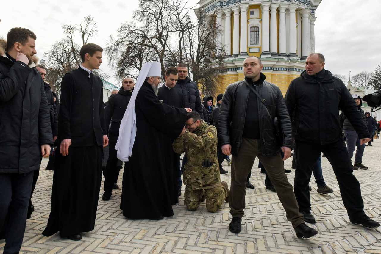 Рождество во время войны. Епифаний провел первое богослужение в лавре: как это было