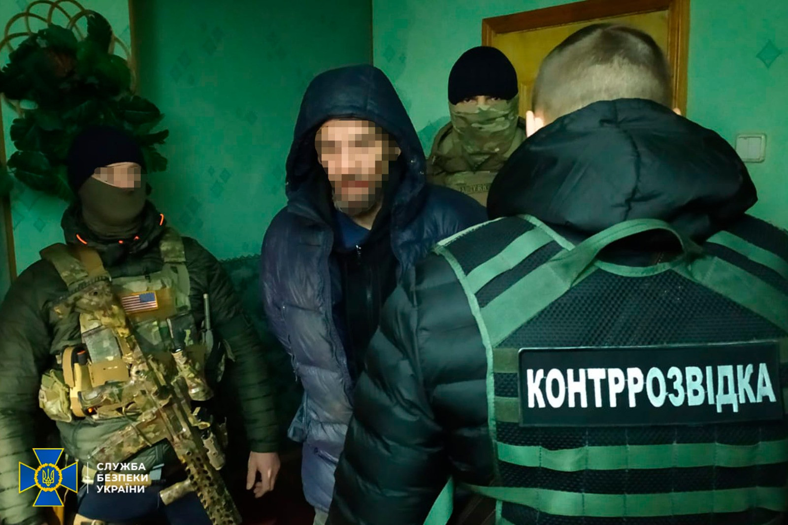 СБУ заявила про викриття "агента ФСБ", який проник у ЗСУ — відео затримання