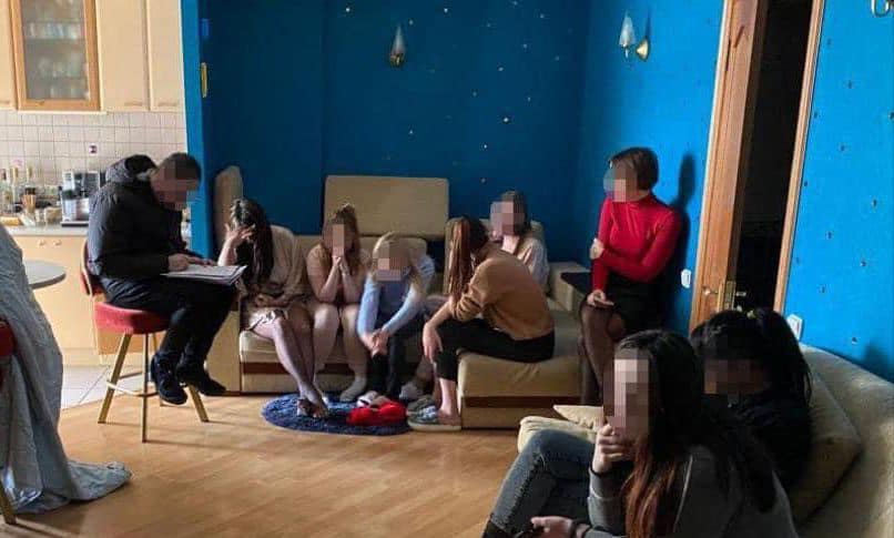 Фото – Київська міська прокуратура "Кришування" борделів. Заарештовано заступника начальника Департаменту міграційної поліції
