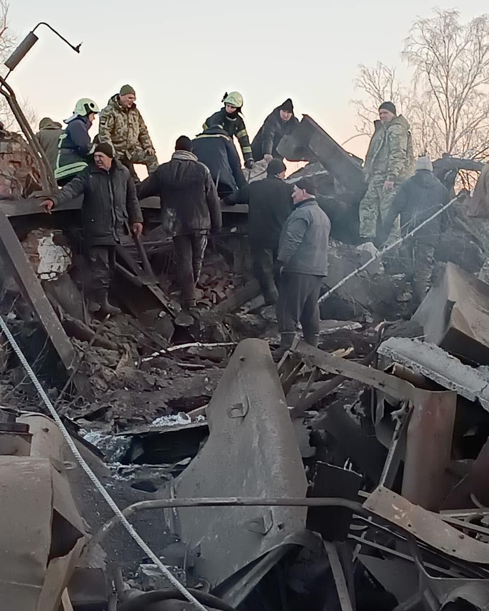 Фото: facebook.com/kommander.nord Россия ударила ракетами по Черниговской области – фото