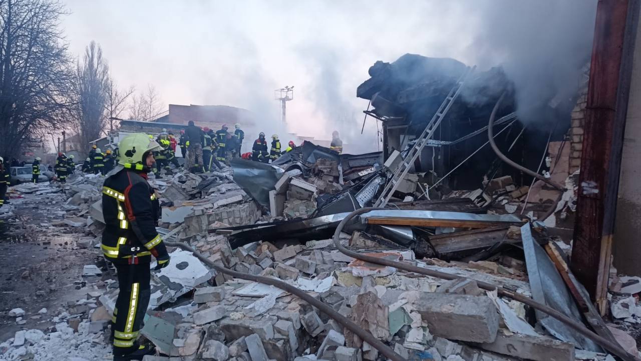 Наслідки вибуху у Києві (Фото – Telegram КМВА)