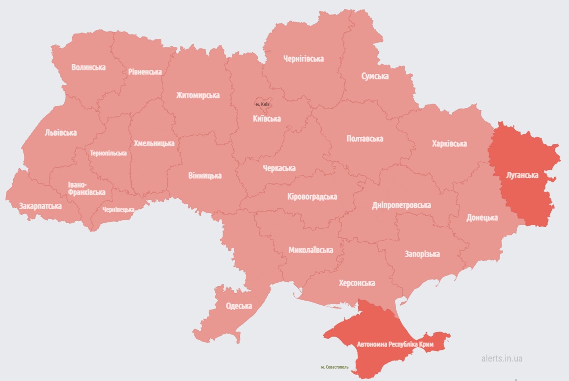 Мапа тривог, скриншот По всій Україні тривога під час візиту Байдена. Повітряні сили: Злетіли російські МіГ