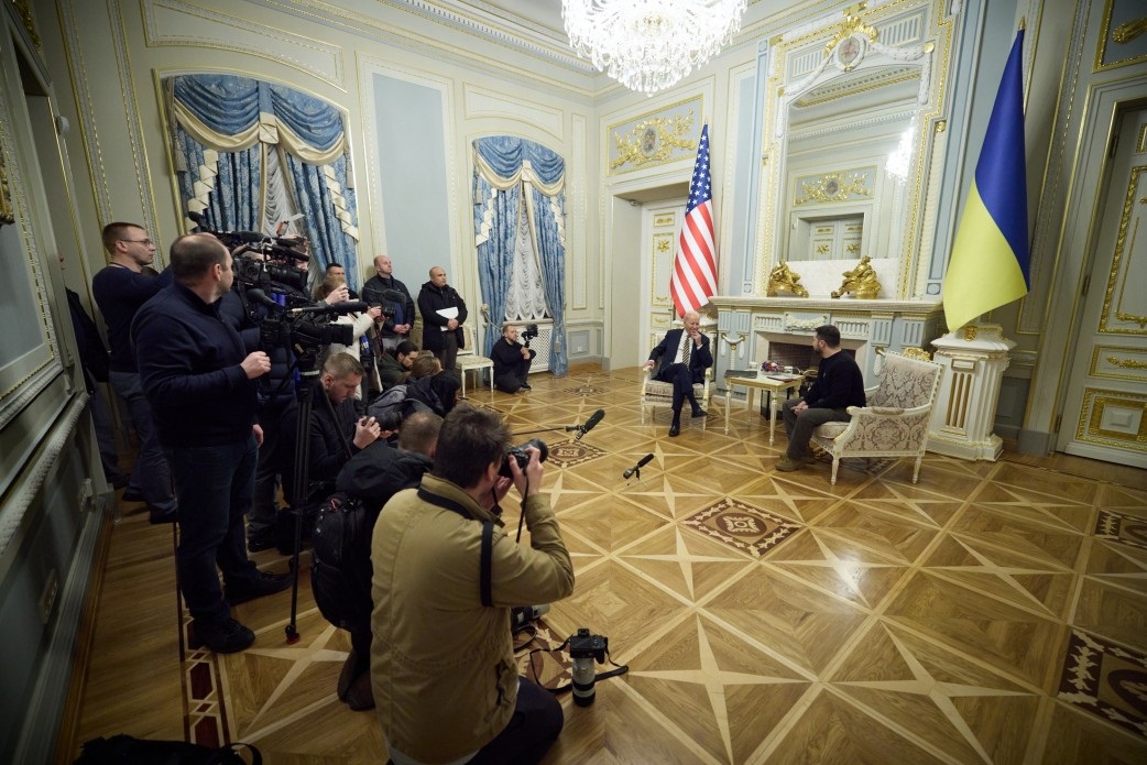 "Стратегическое поражение Путина". Как прошел исторический визит  Джо Байдена в Киев