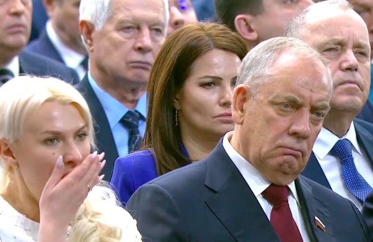 Слухачі промови Путіна (фото – скриншот відео)