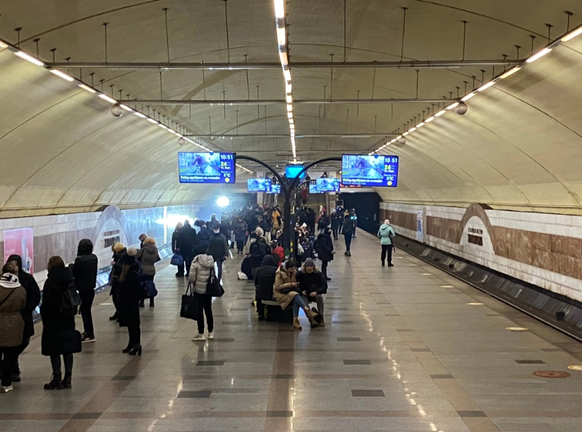Метро Як почалась велика війна. Хроніка LIGA.net від 24 лютого 2022 року