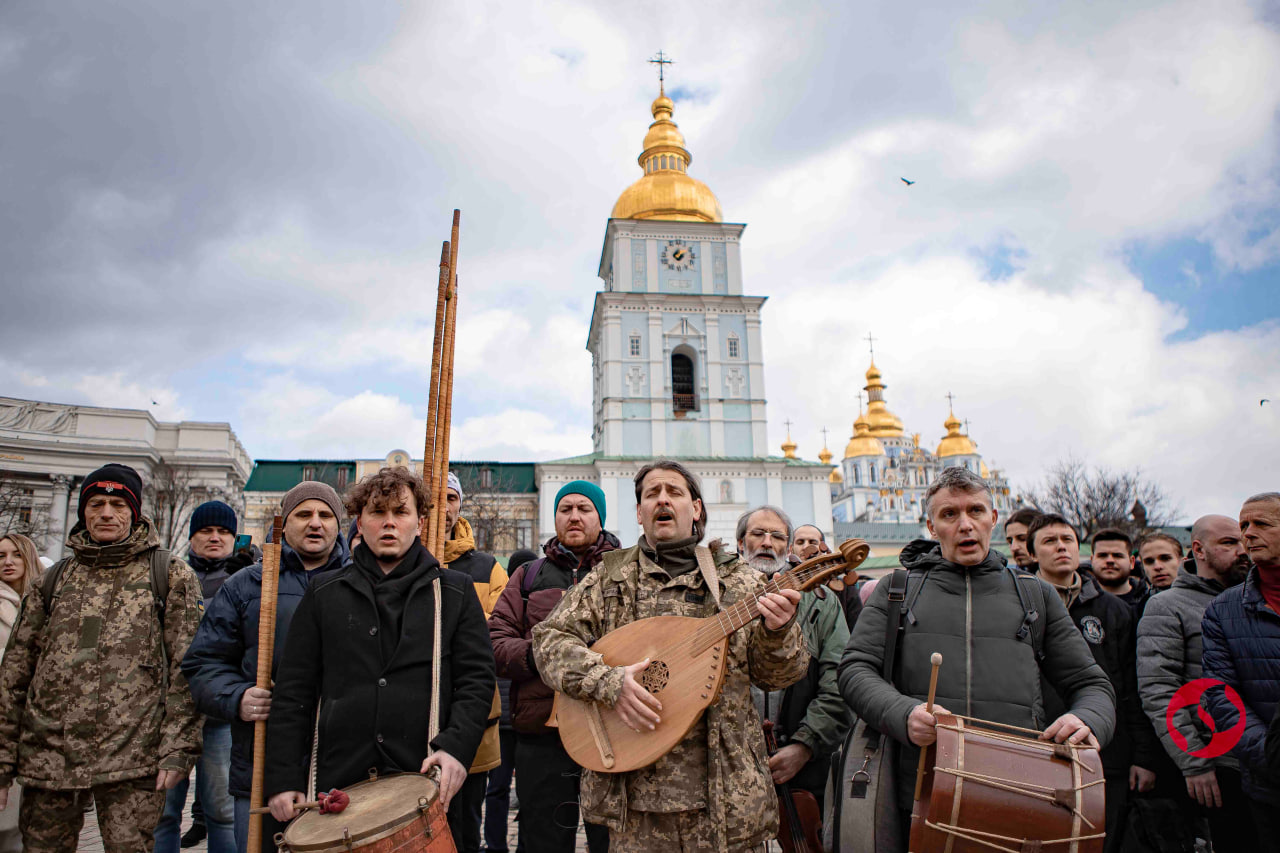 Фото: Валентина Поліщук/LIGA.net У Києві попрощалися з військовими, які робили "бавовну" на території РФ – фото