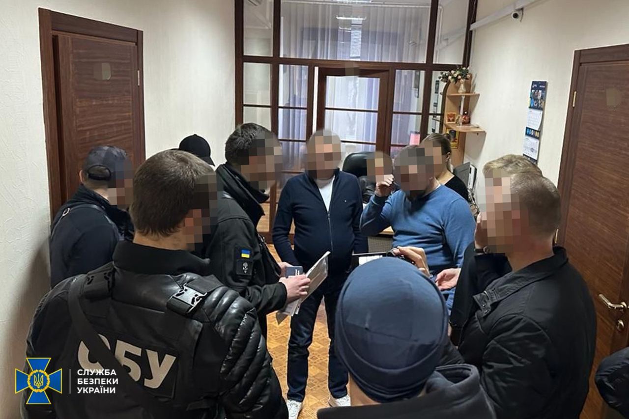 СБУ и БЭБ устроили обыски в облгазах по всей Украине – фото