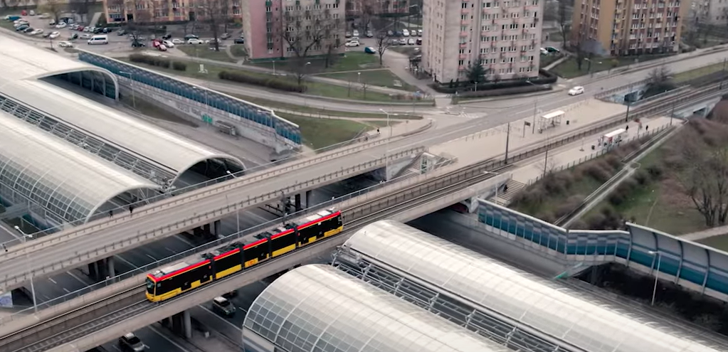 Кадр из видео Tramwaje Warszawskie Кадр з відео Tramwaje Warszawskie