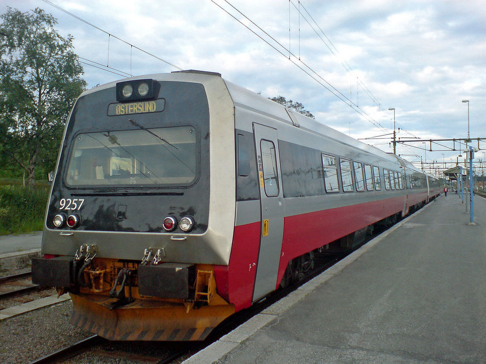 Норвегия подарит Украине 12 дизель-поездов – фото