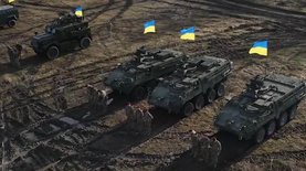Резников провел "тест-драйв" бронемашин Stryker и Cougar от США – видео