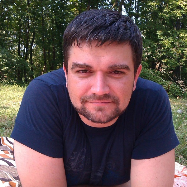 Ветеран Володимир Ковальський. Фото з архіву батьківщини Ковальських Бій на Вокзальній. Як захисники Бучі зламали план Путіна на Київ за три дні: реконструкція