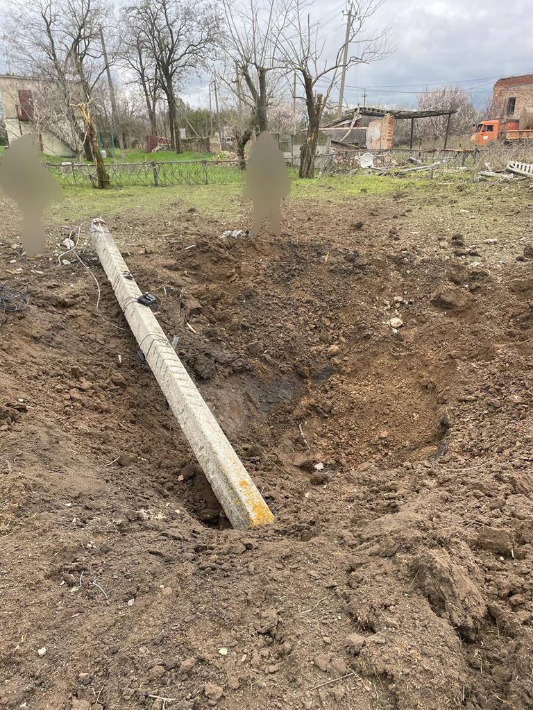 Фото: t.me/olexandrprokudin Росія обстріляла керованими авіабомбами підприємство на Херсонщині – фото