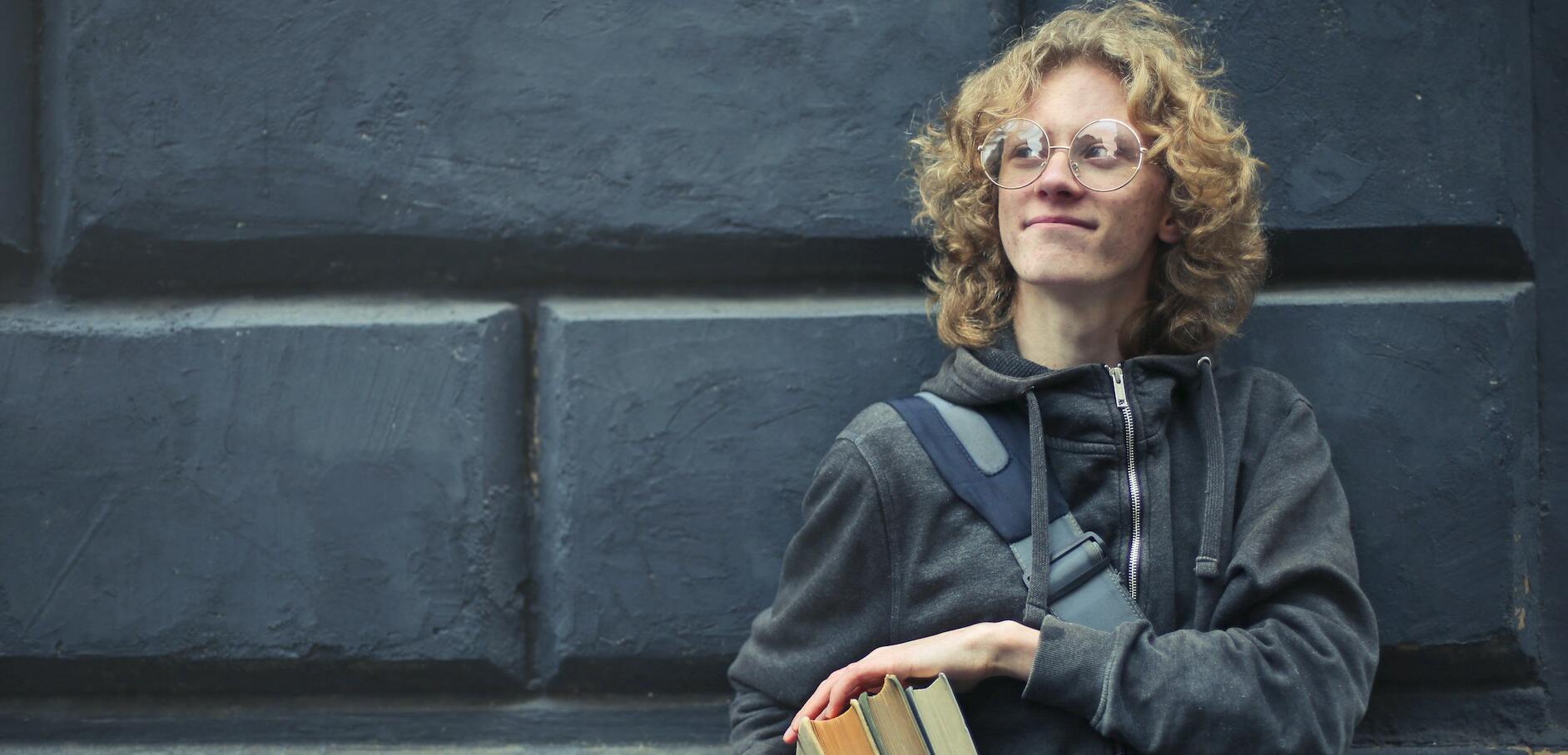 Student outflow. How to retain and return Ukrainian school graduates from abroad - Photo