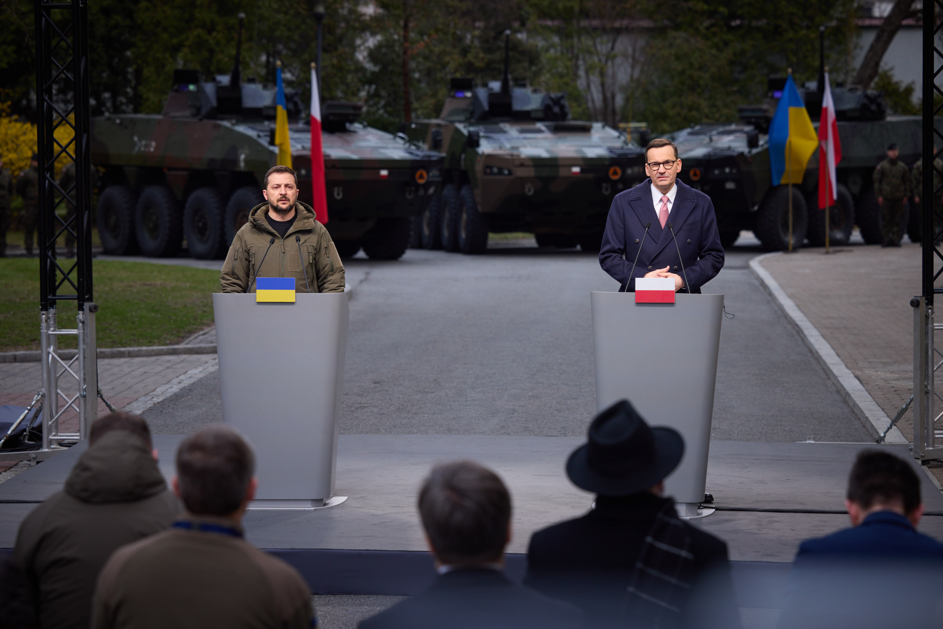 Zelenskyy visits Poland, brings home APCs, mortars, and Euro-Atlantic prospects