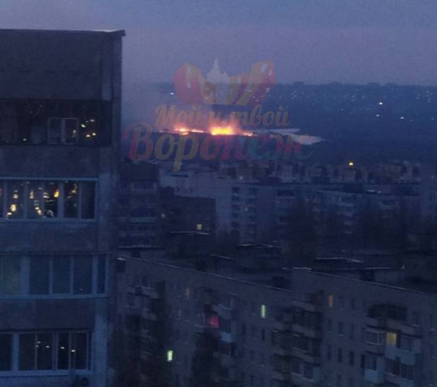 У Воронежі чули вибух, було дві пожежі. Поруч авіазавод "літака судного дня" – відео