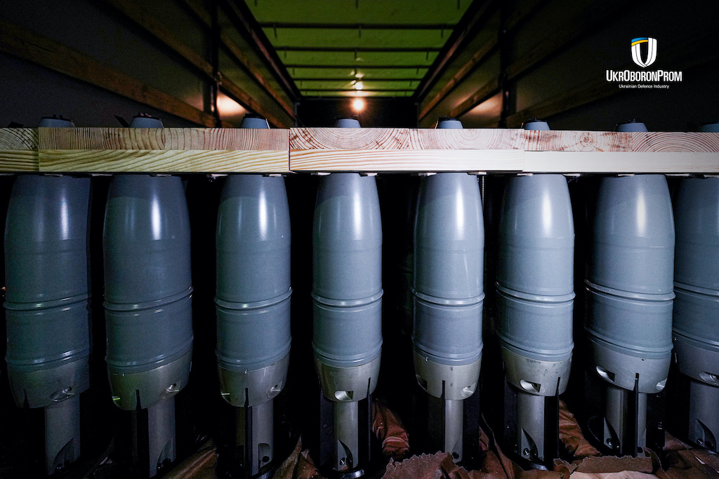 Новые танковые снаряды 125 мм (Фото: Укроборонпром)