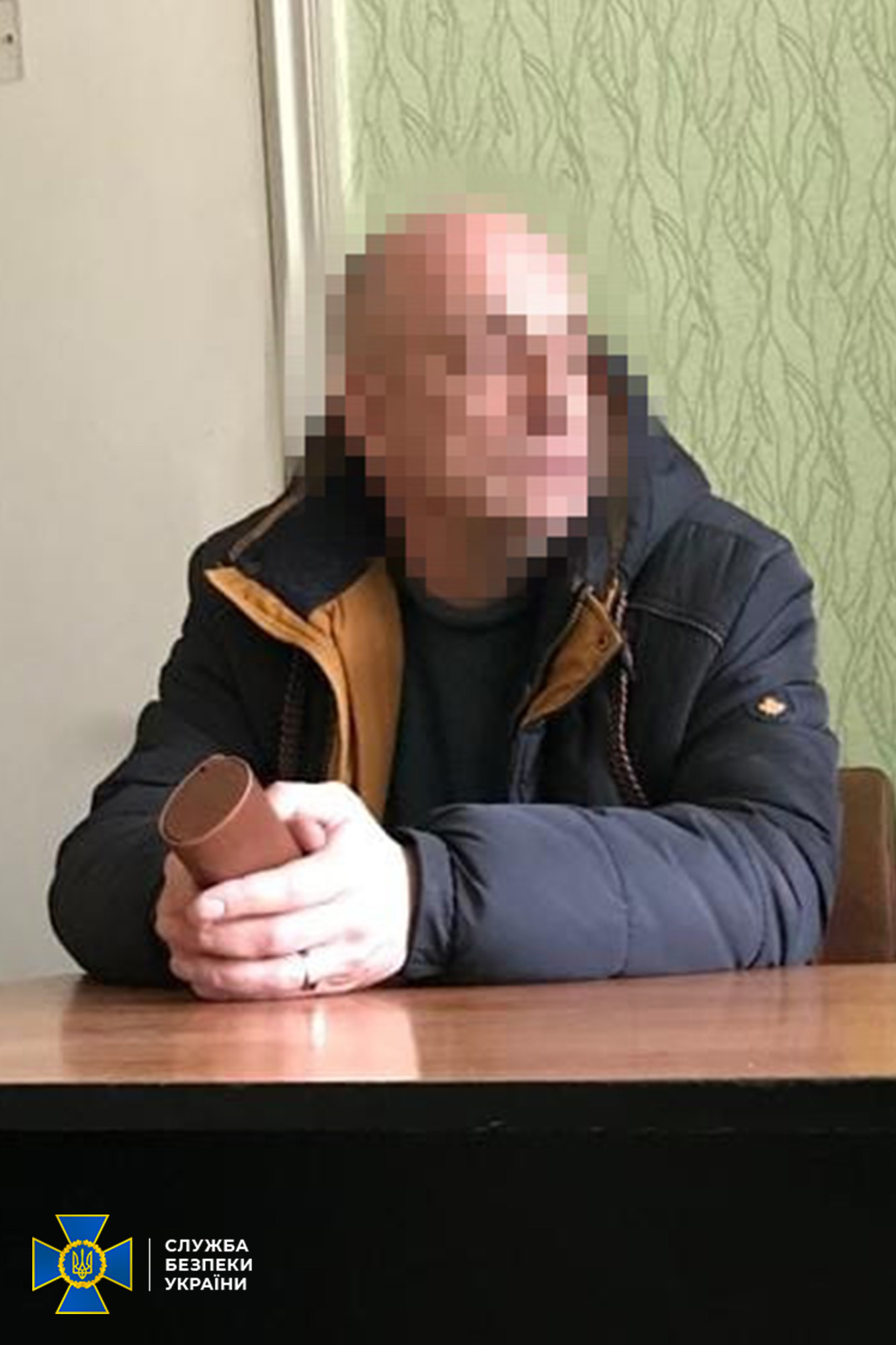 Фото: СБУ СБУ затримала у Хмельницькому "пропагандиста Медведчука" – фото
