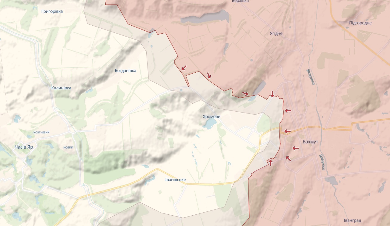 Генштаб: Росіяни штурмують Бахмут і Мар'їнку, активізувалися під Вугледаром – карта